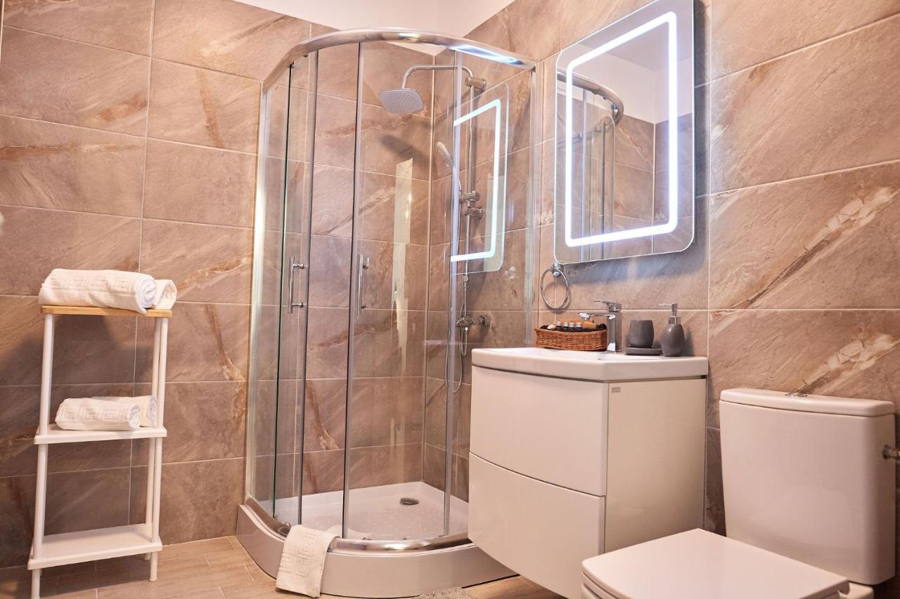 Vanilla Luxury Apartment Spa N Pool Beach Resort Năvodari Exteriör bild